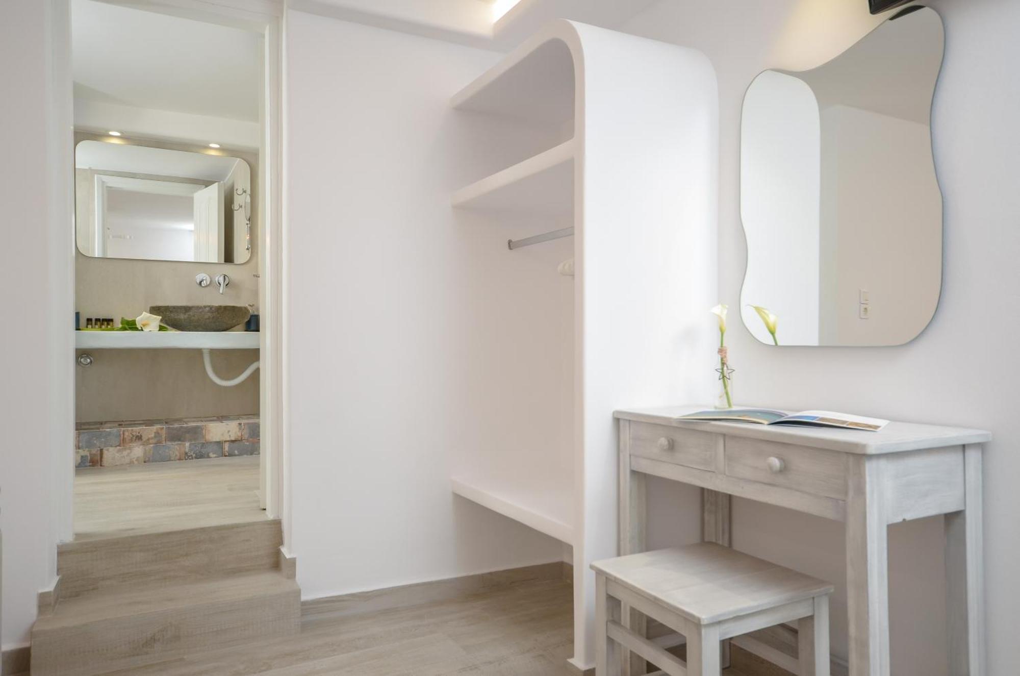 Sofi Pension Naxos City Esterno foto
