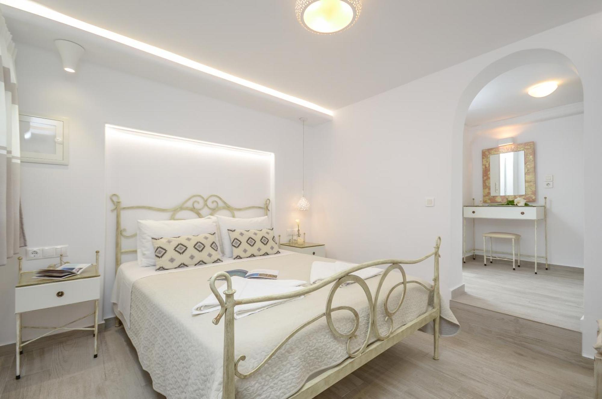 Sofi Pension Naxos City Esterno foto