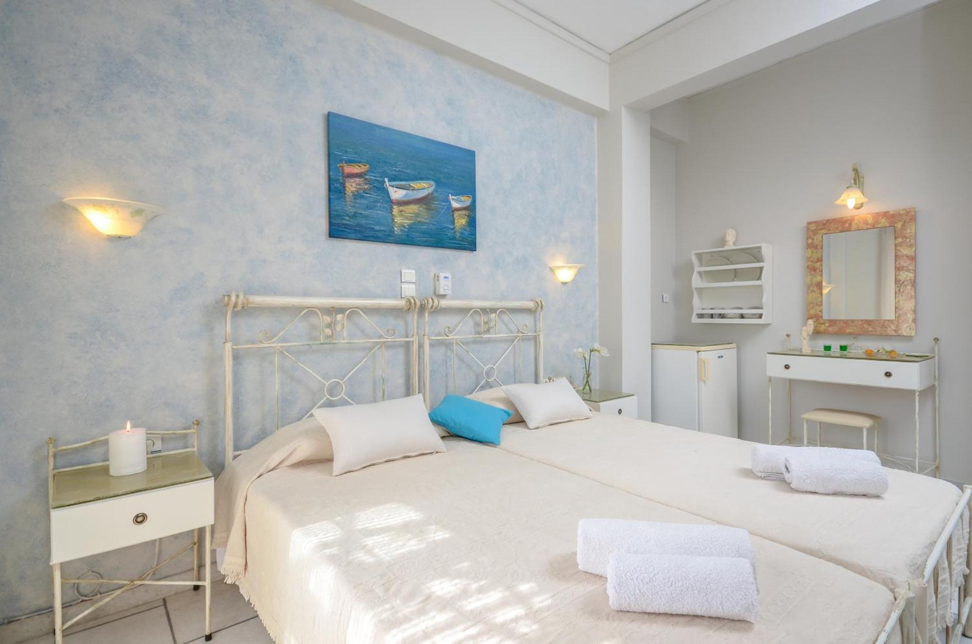Sofi Pension Naxos City Esterno foto